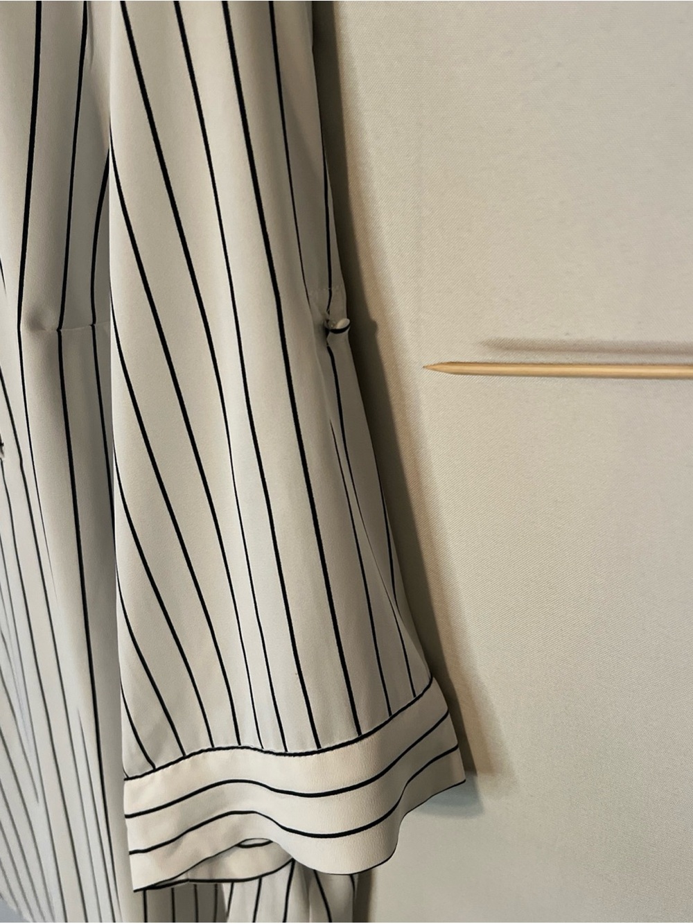 Torrid Harper Blouse Women's Size 3 Striped Print 3/4 Roll Tab Sleeve. - Picture 3 of 8